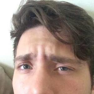 Meet your Posher, Ernesto