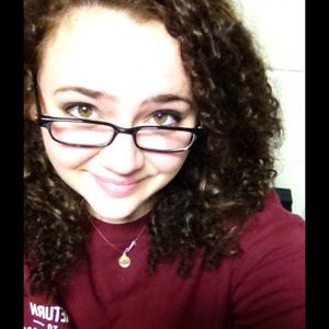 Meet your Posher, Katrina