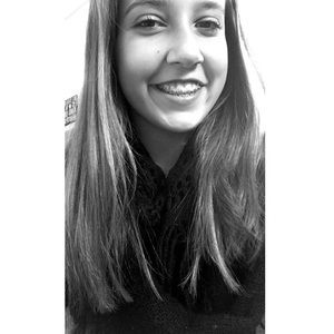 Meet your Posher, Kenzie