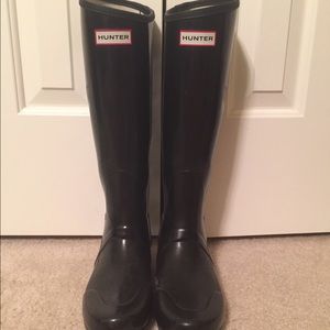 Black Hunter Rainboots