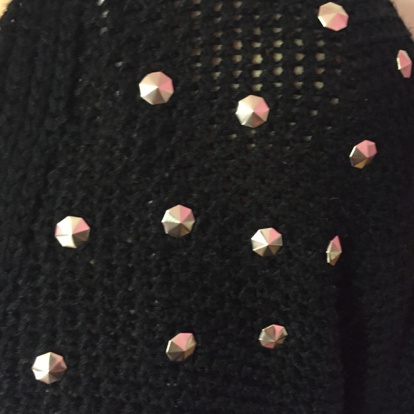 Francesca's sweater - Picture 3 of 3