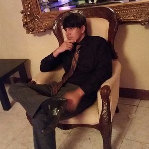 Meet your Posher, Jose