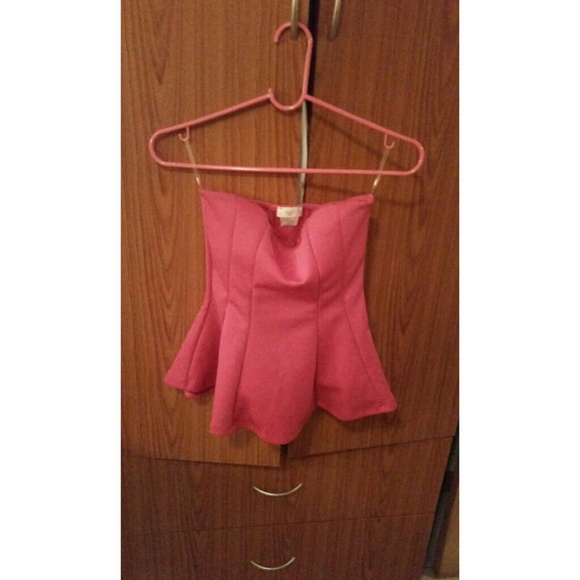 Peplum strapless top