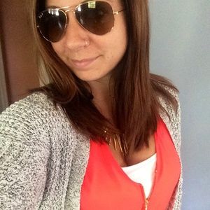 Meet your Posher, Dawn