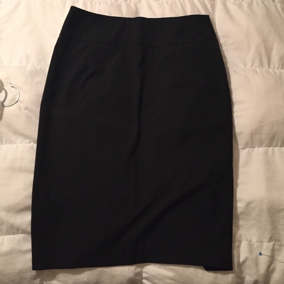 Black pencil skirt