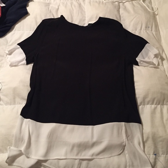 H&M Black and white top