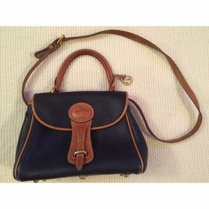 🎃 Vintage Dooney & Burke bag!