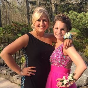 Meet your Posher, Elizabeth