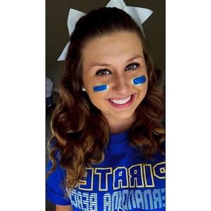 Meet your Posher, Maci