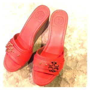 Brand new TORY WEDGES
