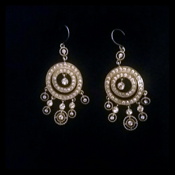 Zirconia dangle earrings