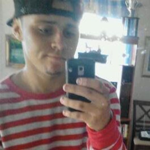 Meet your Posher, Carlos - Picture 1 of 1