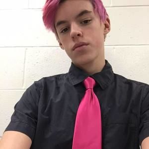 Meet your Posher, Evan