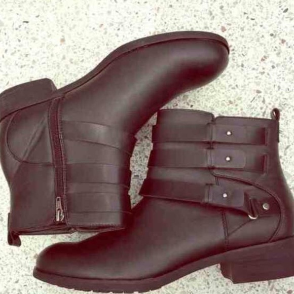 Moto Boots