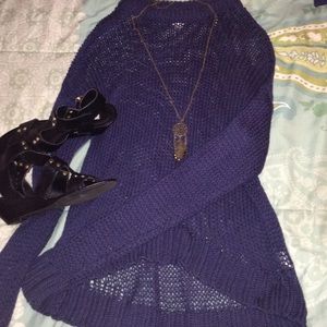 Navy knit LA hearts sweater