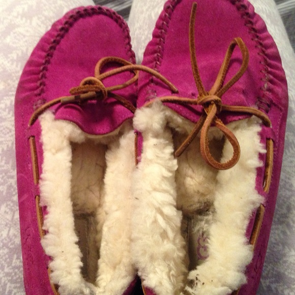 Magenta UGG moccasins