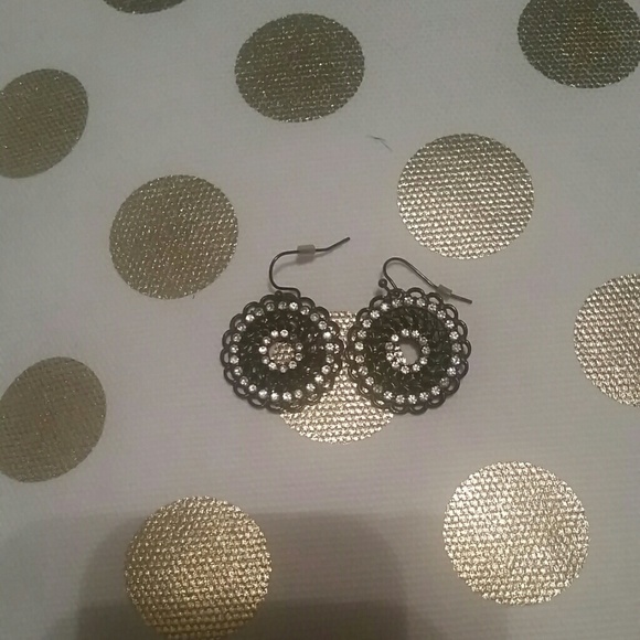 Drop earrings