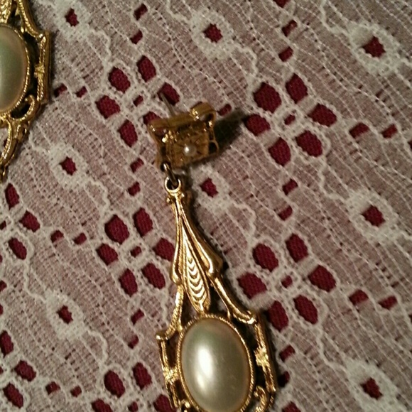 Earrings - Picture 2 of 2