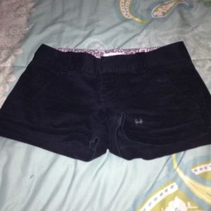 Black express shorts