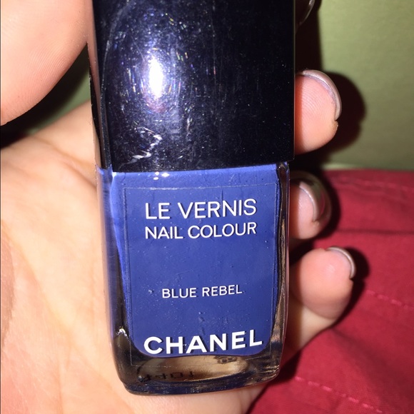 Chanel nail polish