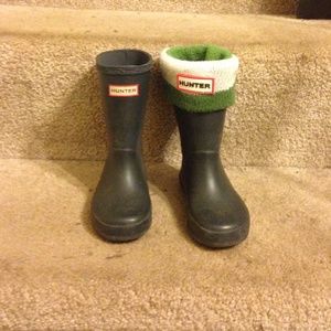 Kids navy hunters size 7