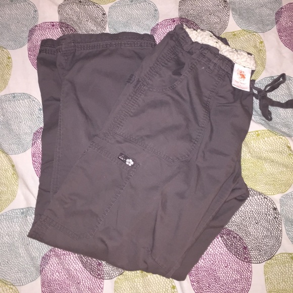 Scrubs pants