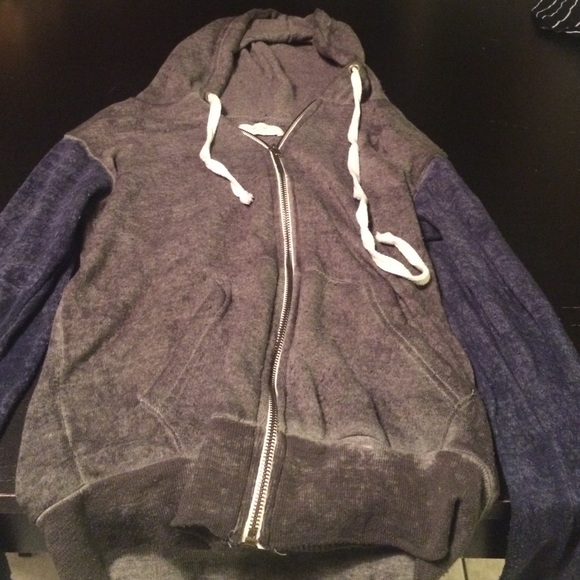 GENTLY USED SOFT HOODIE