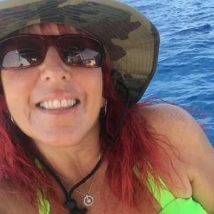 Meet your Posher, Ileana