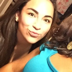 Meet your Posher, Brenda