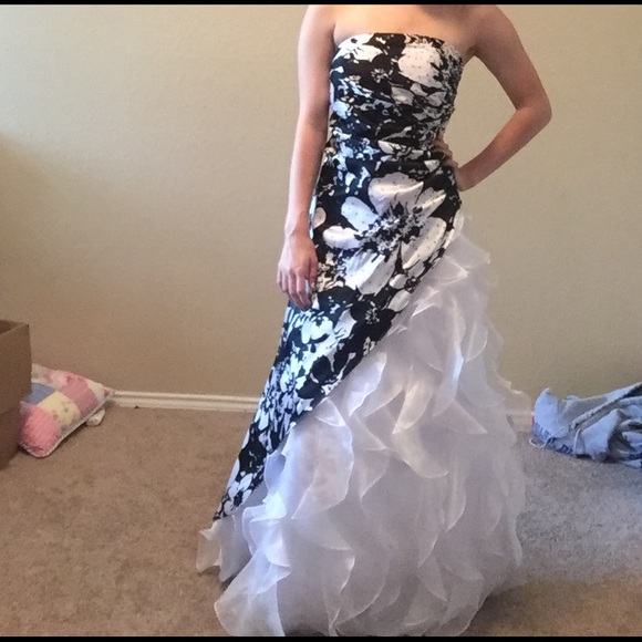 Black and white formal dress with Ruffles size 2