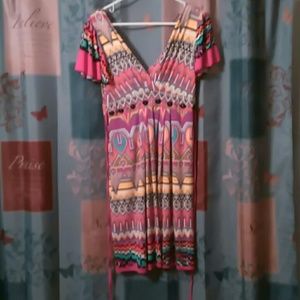 Short sleeve v-neck short dress