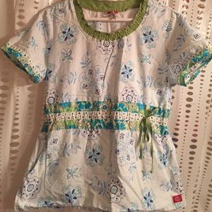 Scrubs top