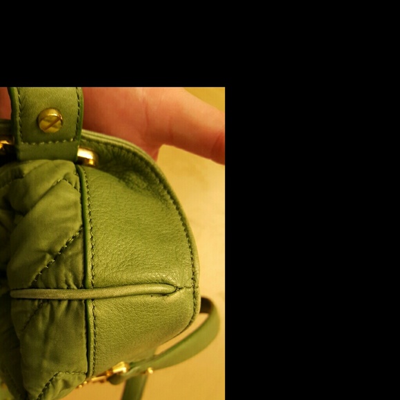 Additional TB tote photos - Picture 2 of 4