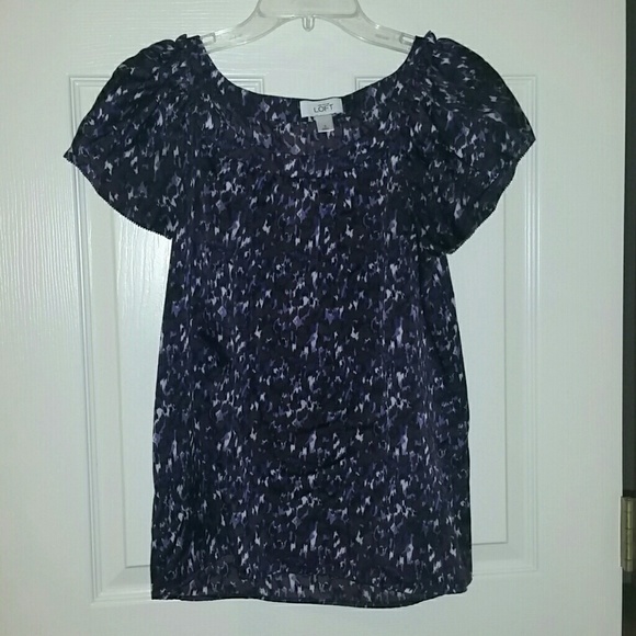 Final Price Drop! LOFT S Blouse