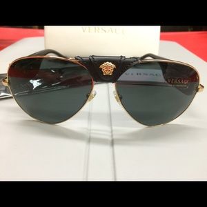 Versace aviator sunglasses 2150-Q