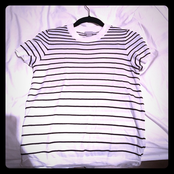 H&M Tops - Short sleeve sweater