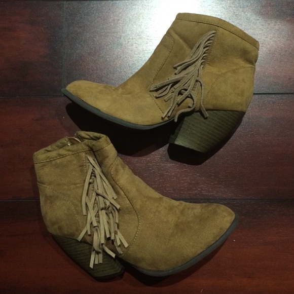 Women's Fringe Bootie