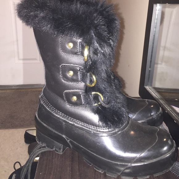 HUNTER - Picture 2 of 4