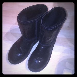 Lowest price! Black Sequin Sparkle UGG Boots!