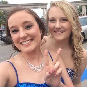 Meet your Posher, Natalie