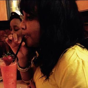 Meet your Posher, Simone