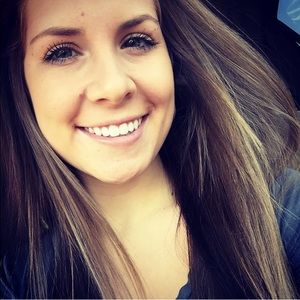 Meet your Posher, Tegan