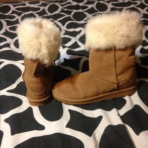 Barely worn American eagle boots