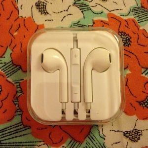 Brand New Apple earphones