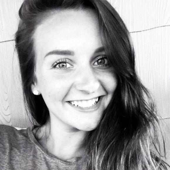 Meet your Posher, Cassidy - Picture 1 of 1