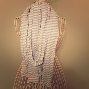J Crew grey/white stripe scarf. Perfect condition!