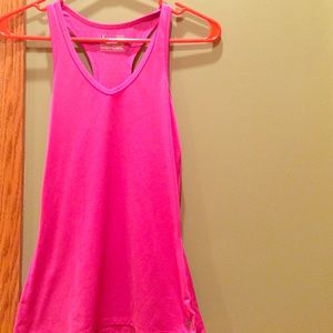 an under armour work out tank top