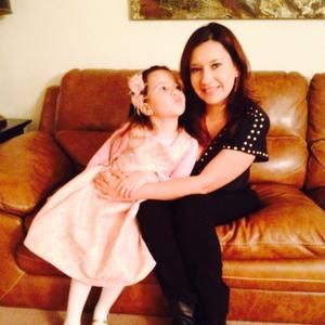 Meet your Posher, Violeta