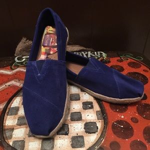 Suede TOMS