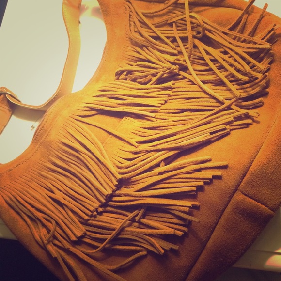 Minnetonka fringe leather purse